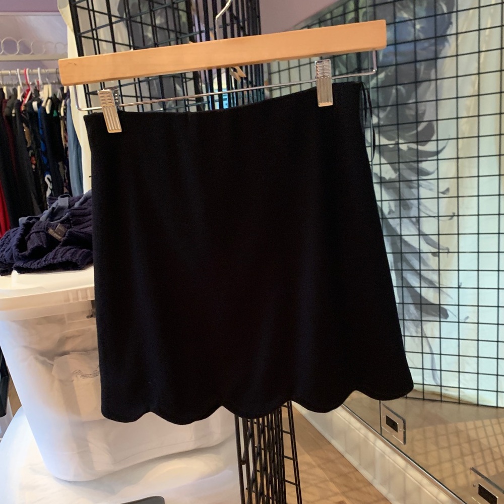 black mini skirt